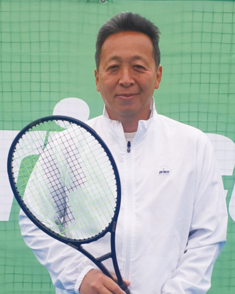 山本育史